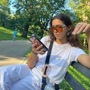 Meet your Posher, Sophia